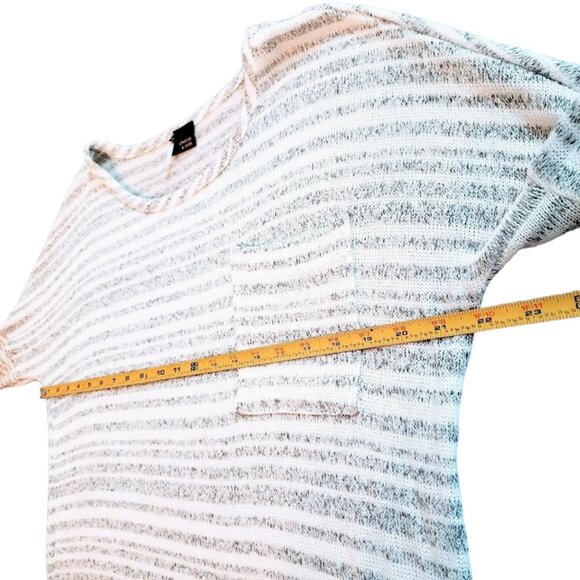 ANTHROPOLOGIE / SPARKLE & FADE Sweater, Gray White Striped Boho Pocket, M - Picture 10 of 12